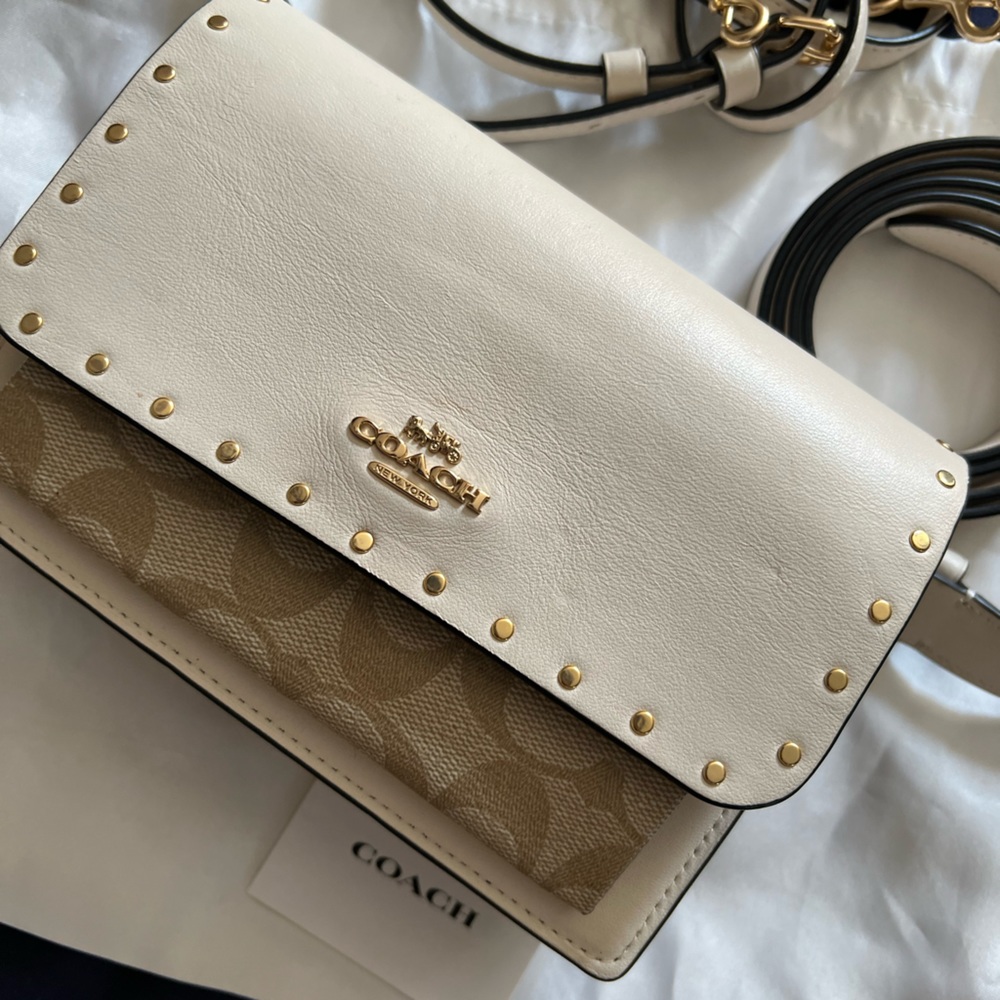 Small bag cream Coach